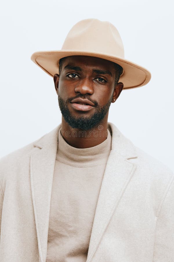 Hombre de la cabeza negro estadounidense positivo retrato de moda africana norteamericana foto de archivo libre de regalías