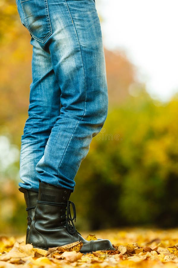 Botas negras hombre