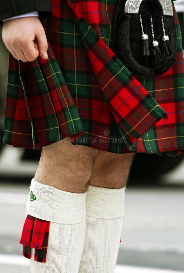 Hombre en falda escocesa imagen de archivo. Imagen de lana - 11455983
