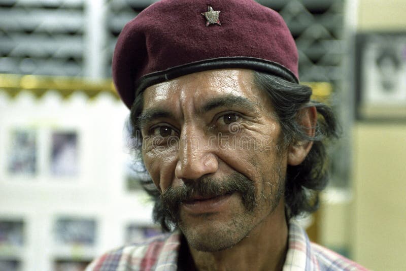 Hombre nicaragüense del retrato, revolucionario, Sandinista