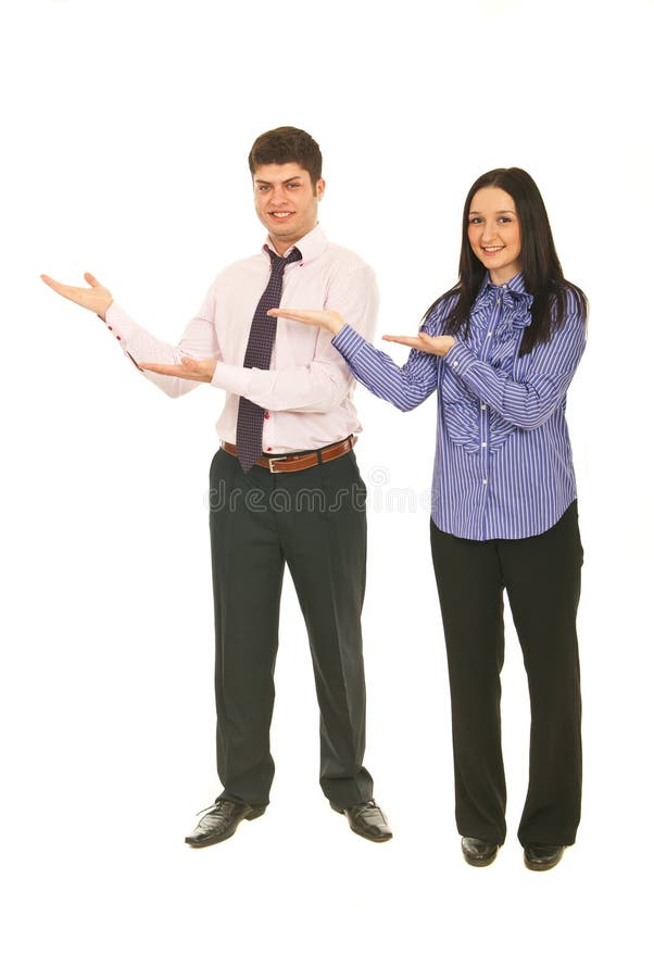 Hombres de negocios que hacen la presentación foto de archivo Hombres de negocios que hacen la presentación foto de archivo