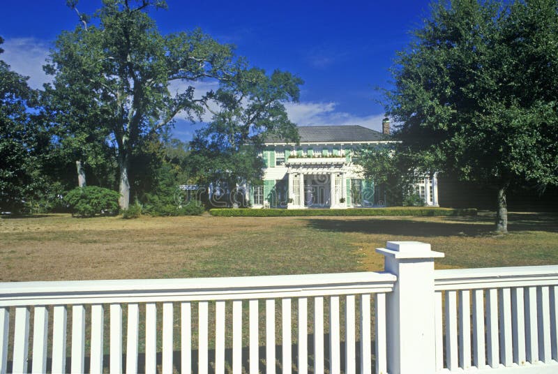 Home in Biloxi, MS stock photo. Image of residence, deep 52265394