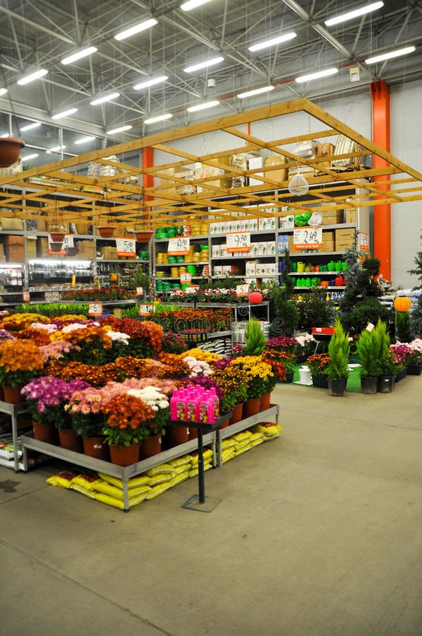 Home improvement store editorial stock photo. Image of carriage 28549248