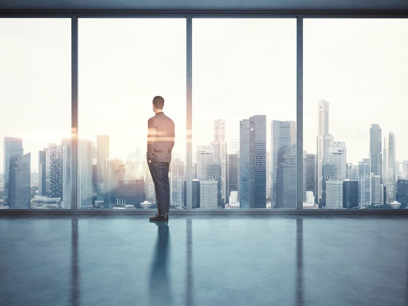 Empresário a observar a cidade. Renderização 3D imagens de stock