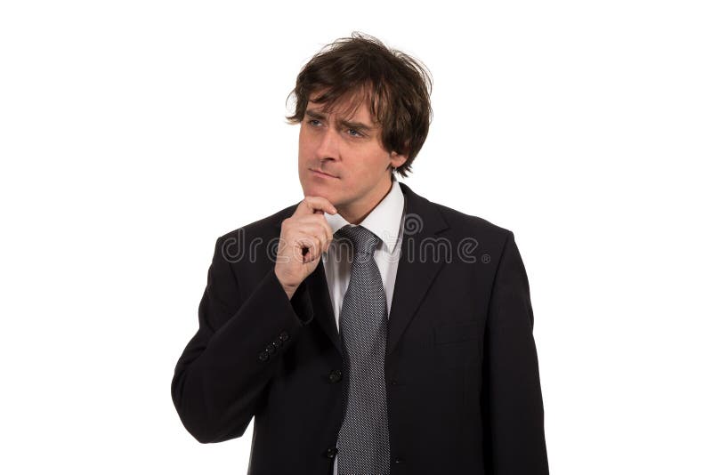 Homem de pensamento isolado no fundo branco Retrato do close up de um homem de negócios pensativo novo ocasional que olha acima n foto de stock Homem de pensamento isolado no fundo branco Retrato do close up de um homem de negócios pensativo novo ocasional que olha acima n foto de stock