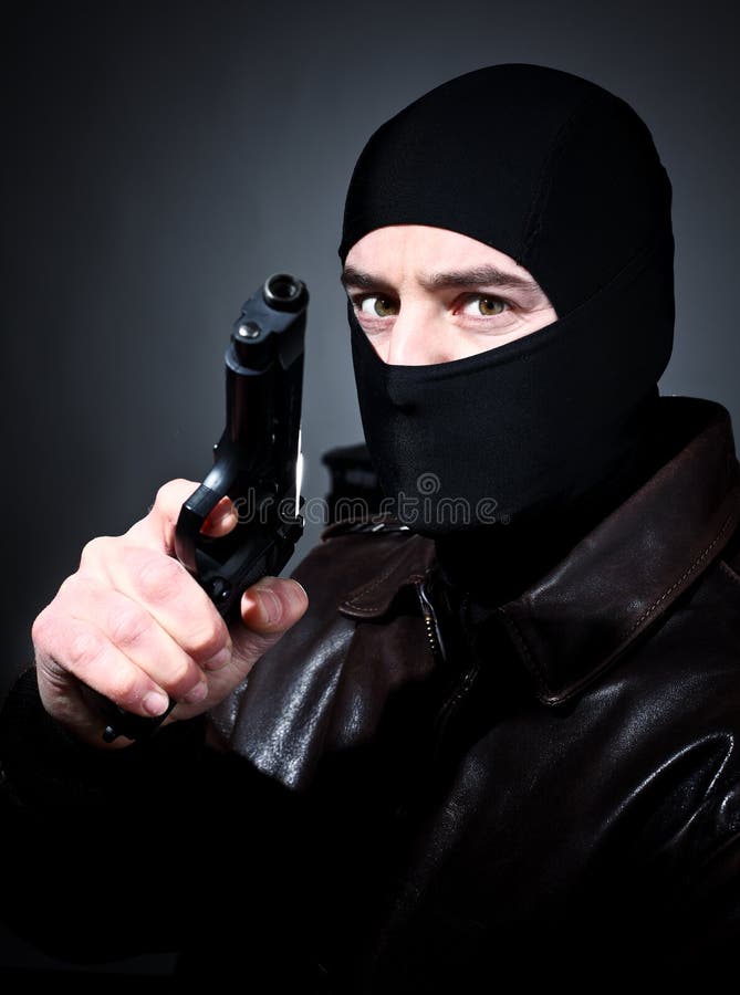 Assassino Do Homem Com O Torso sexy Na Máscara Imagem de Stock - Imagem  de terrorista, homem: 25877645