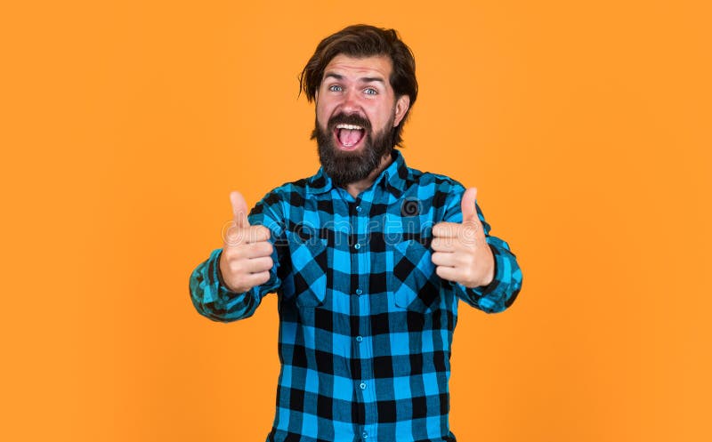 Cabelo Como Fogo. Vaqueiro Barbudo Na Camisa Xadrez. Conceito De Salão De  Cabeleireiro. Wilwest Texas. Hipster Brutal Maduro Imagem de Stock - Imagem  de fundo, menino: 242537211