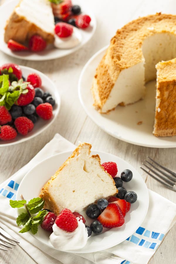 Homemade Angel Food Cake. With Fresh Berries royalty free stock image Homemade Angel Food Cake. With Fresh Berries royalty free stock image