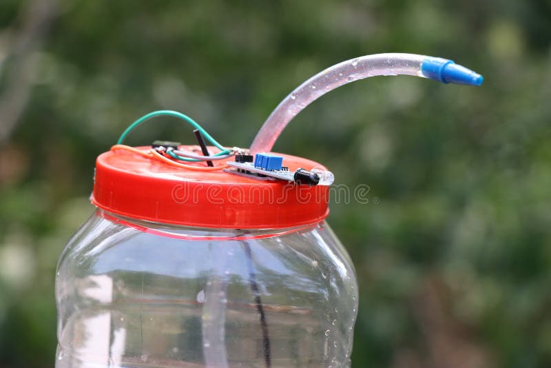 Homemade Automatic Hand Wash Liquid Dispenser Using Basic Electrical