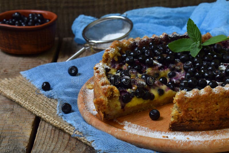 Homemade blueberries pie with custard on shortbread dough. Berries cake. stock photography Homemade blueberries pie with custard on shortbread dough. Berries cake. stock photography