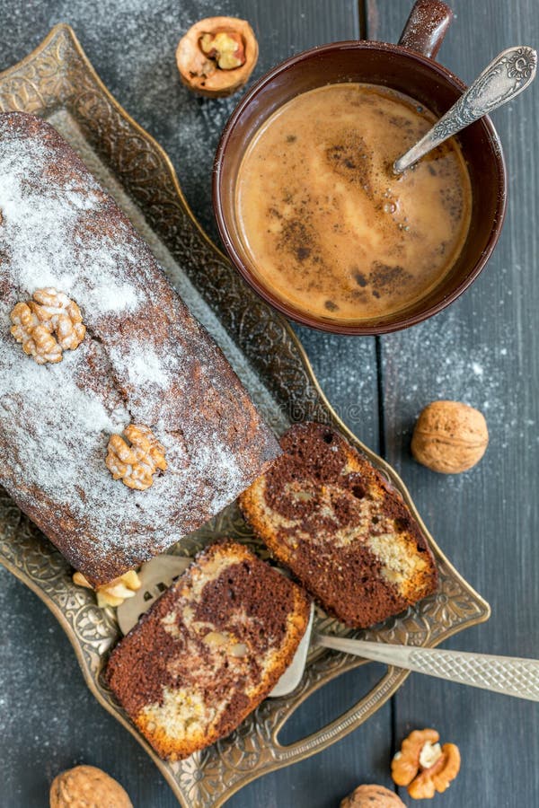 https://thumbs.dreamstime.com/b/homemade-chocolate-cake-nuts-cup-coffee-tray-walnut-wooden-table-view-above-77006120.jpg