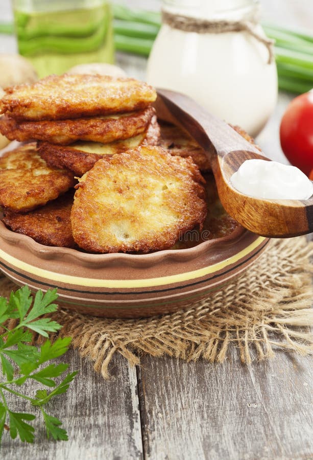 Homemade potato pancakes stock image. Image of crispy 127271739
