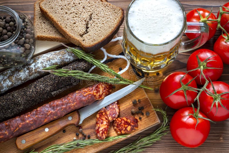 Homemade sausage barbecue. Picnic menu. Festive food. Oktoberfest. stock photography Homemade sausage barbecue. Picnic menu. Festive food. Oktoberfest. stock photography
