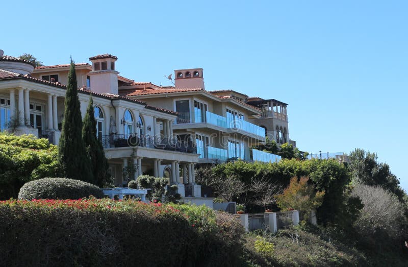 Homes in Palos Verdes Estates, California