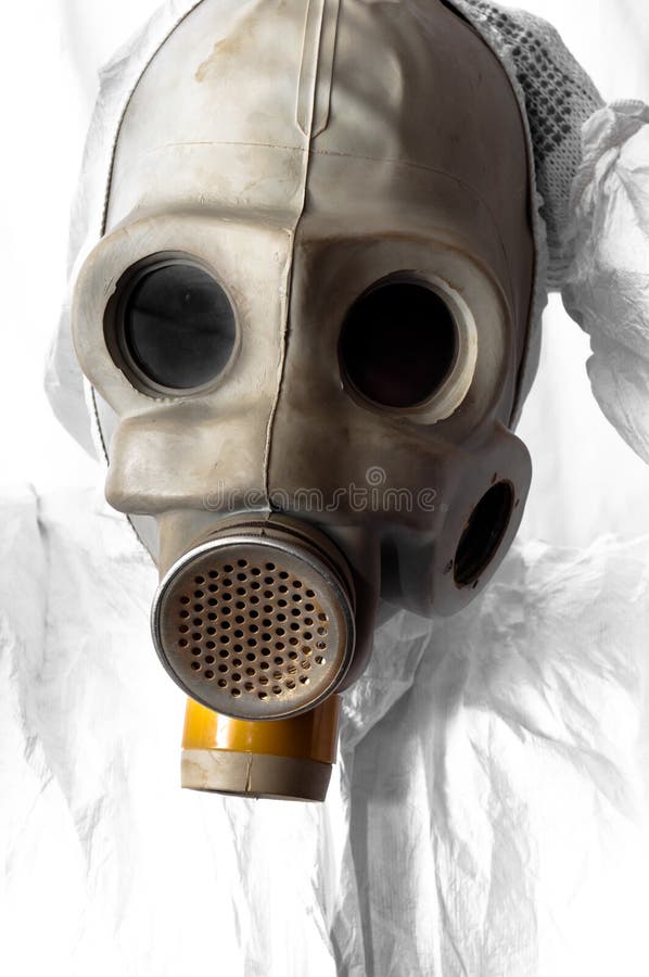 Homme dans le gasmask image libre de droits Homme dans le gasmask image libre de droits