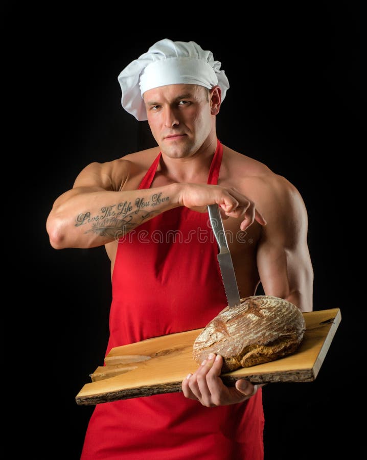 Concept De Cuisine Et De Cuisine Homme Sexy En Chapeau Bordeaux Et Tablier  Chef Attrayant Habillé En Cuisiniers