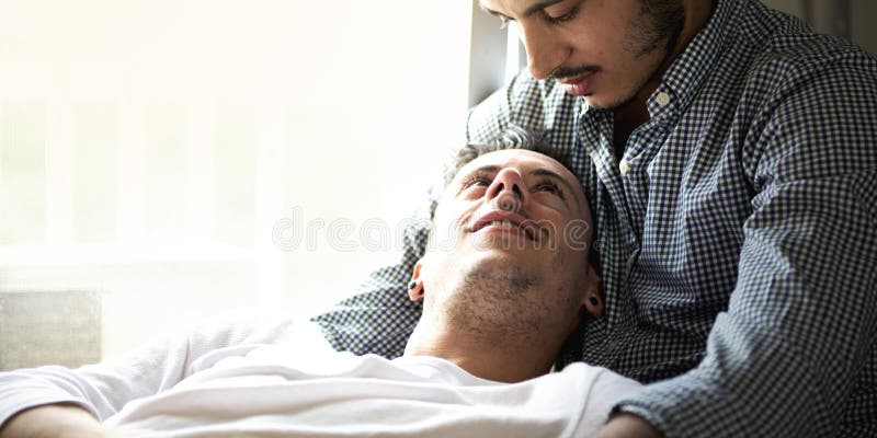 Homosexuelles Paar-Liebes-Ausgangskonzept lizenzfreies stockfoto Homosexuelles Paar-Liebes-Ausgangskonzept lizenzfreies stockfoto
