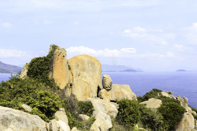 Hon chut, Binh Hung, Cam Ranh, Viet Nam. Binh Hung Dao is located in Binh Cam , Cam Ranh town , nestled at the foot of the pass offers sea Binh Tien - Hy . This stock photo Hon chut, Binh Hung, Cam Ranh, Viet Nam. Binh Hung Dao is located in Binh Cam , Cam Ranh town , nestled at the foot of the pass offers sea Binh Tien - Hy . This stock photo