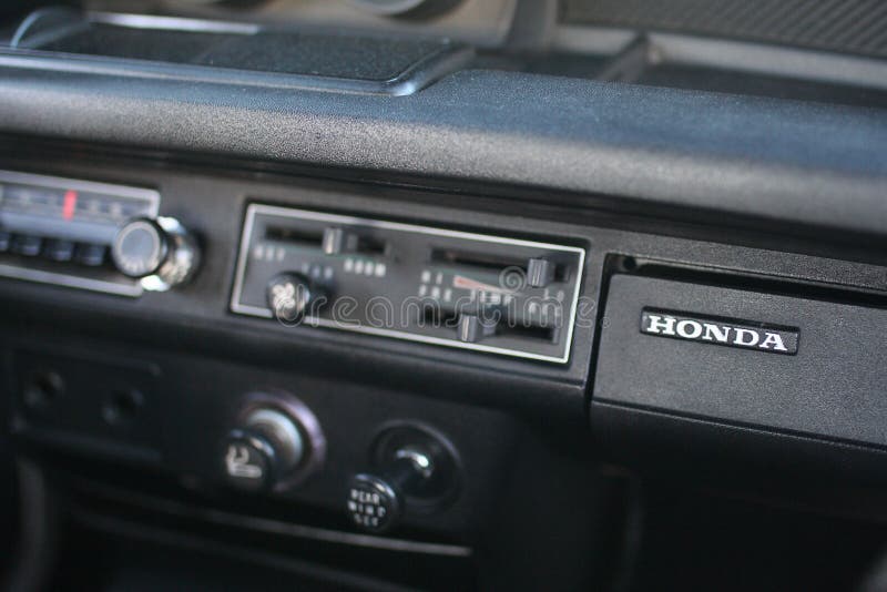 Honda civic cvcc 1978 auto durmiente en los angeles. Coche durmiente honda civic cvcc 1978 con motor intergra de los ángulos 1998