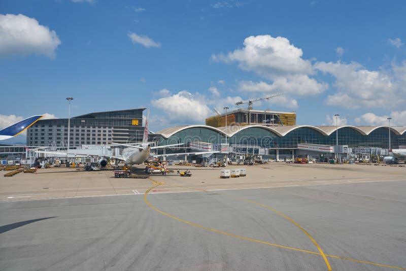 Hong Kong, China - September 20, 2019: Cathay Dragon headquarters at Hong  Kong airport (HKG) in China Stock Photo - Alamy