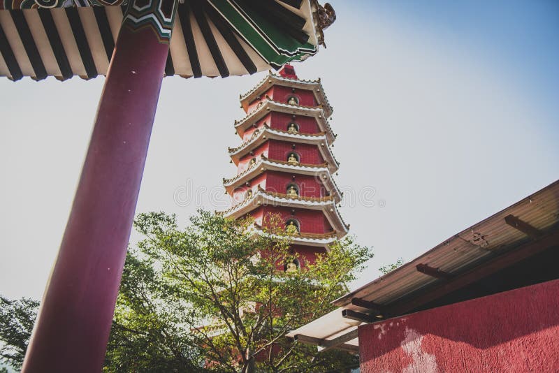 Hong Kong, November 2018 - het Kloostermens Vette Sze van Tienduizendtalbuddhas stock afbeelding Hong Kong, November 2018 - het Kloostermens Vette Sze van Tienduizendtalbuddhas stock afbeelding