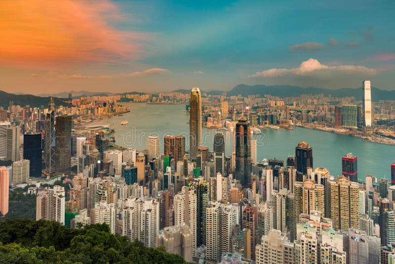 Hong Kong overvol stadssatellietbeeld over Victoria-baai royalty-vrije stock afbeeldingen Hong Kong overvol stadssatellietbeeld over Victoria-baai royalty-vrije stock afbeeldingen