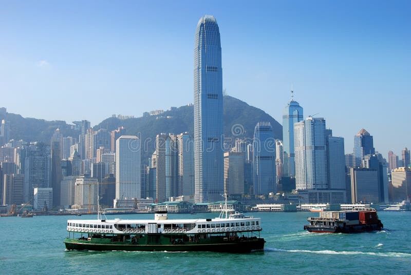 Hong Kong: Stadt-Skyline und Stern-Fähre stockbild Hong Kong: Stadt-Skyline und Stern-Fähre stockbild