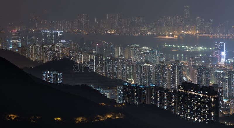 Kowloon-Spitzennacht Shan Fei nichtstaatlicher Organisation Hong Kong-Stadtbildskyline