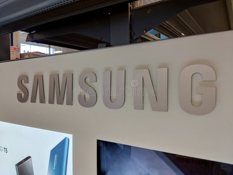 Samsung Logo and TV Display Inside Best Buy Store Editorial Image - Image  of industry, electronic: 115268865