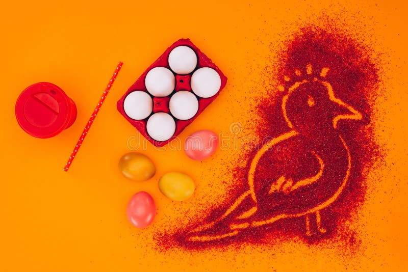 hoogste die mening van vogel van rood zand met kippeneieren wordt gemaakt stock afbeeldingen hoogste die mening van vogel van rood zand met kippeneieren wordt gemaakt stock afbeeldingen