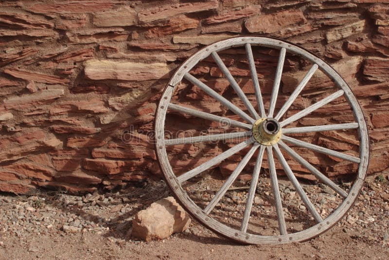 Hopi House Wagon Wheel