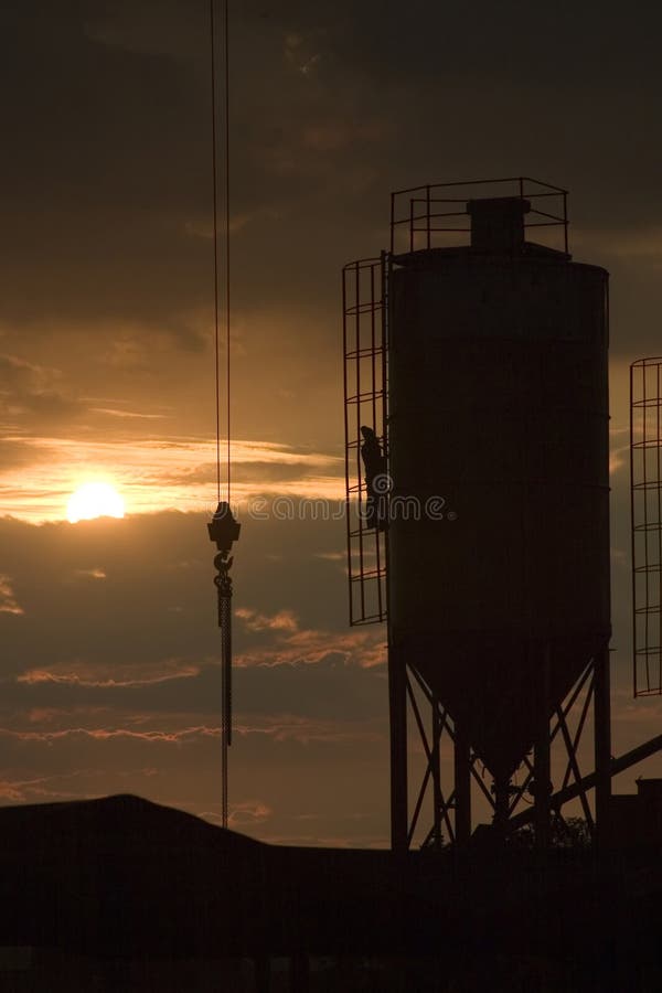 Hopper silhouette