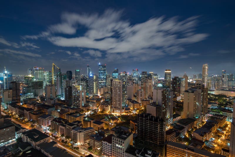 Horizon de Makati au coucher du soleil Makati est une ville aux Philippines photos stock Horizon de Makati au coucher du soleil Makati est une ville aux Philippines photos stock