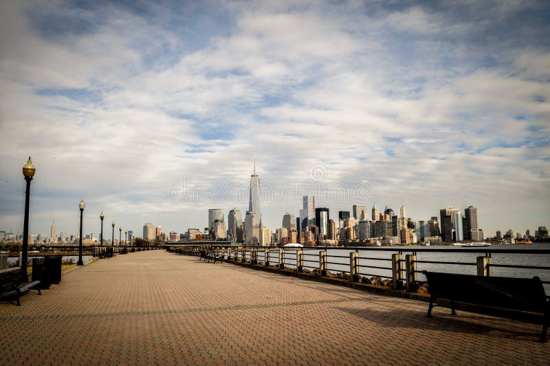 Horizon de Manhattan de la ville de New Jersey, Etats-Unis image libre de droits Horizon de Manhattan de la ville de New Jersey, Etats-Unis image libre de droits
