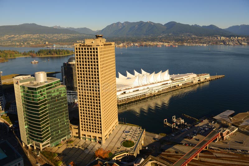 Horizon de ville de Vancouver, AVANT JÉSUS CHRIST, Canada photos libres de droits Horizon de ville de Vancouver, AVANT JÉSUS CHRIST, Canada photos libres de droits