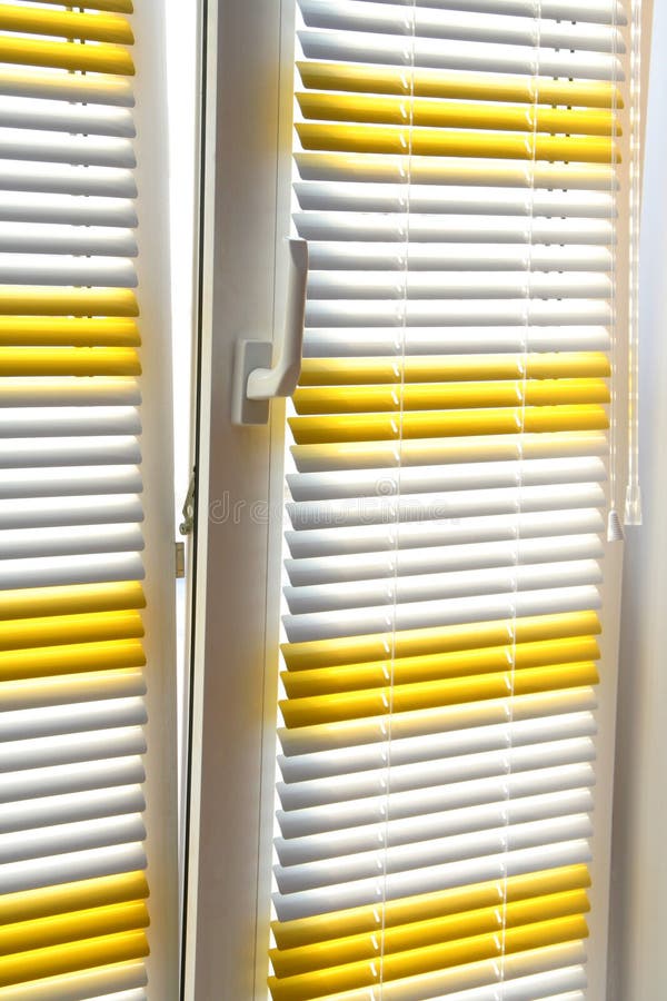 Horizontal blinds