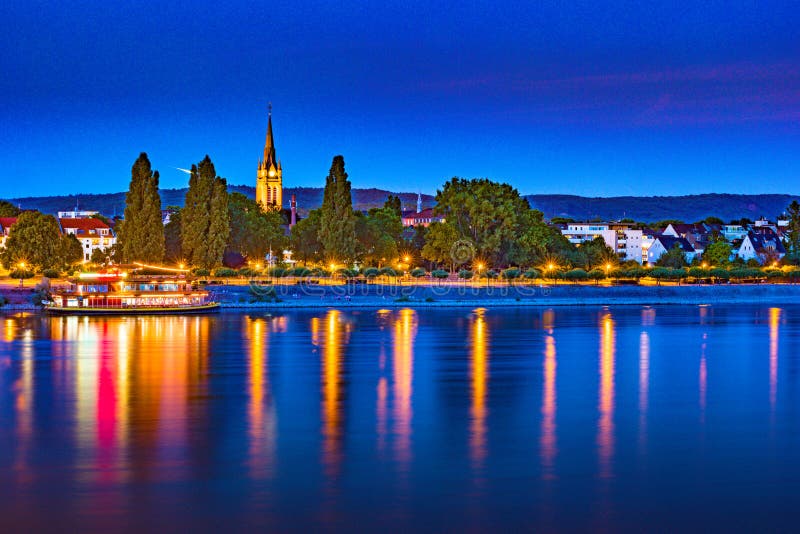Horizonte de Bonn, Alemania imágenes de archivo libres de regalías Horizonte de Bonn, Alemania imágenes de archivo libres de regalías