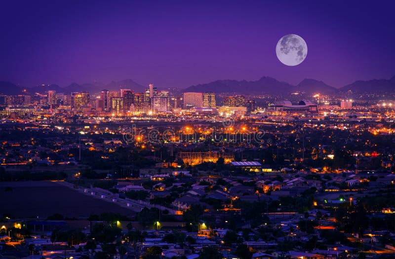 Horizonte de Phoenix Arizona imagen de archivo libre de regalías Horizonte de Phoenix Arizona imagen de archivo libre de regalías