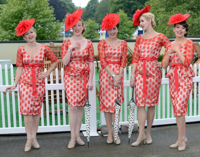 Download Horse Racing,Ladies Day At Ascot Editorial Photography - Image of headgear, smile: 25479567