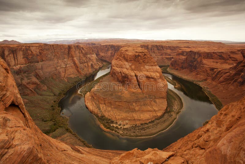 Horseshoe Bend with Colorado River in Grand Canyon