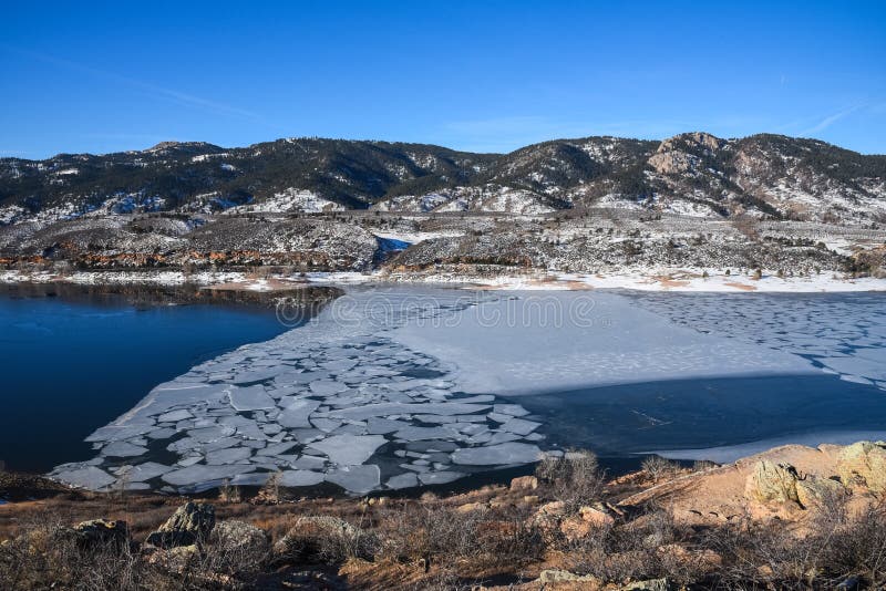 Horsetooth behållare, Fort Collins, Colorado i vinter arkivfoton Horsetooth behållare, Fort Collins, Colorado i vinter arkivfoton