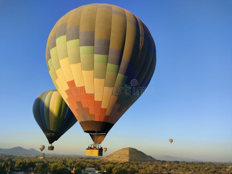 Hot air balloon in Teotihuacan, Mexico.