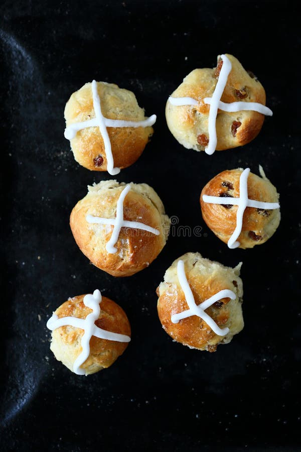 Hot Cross Buns Glaze Baking Sheet Stock Photos Free & RoyaltyFree