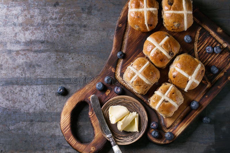 Hot cross buns