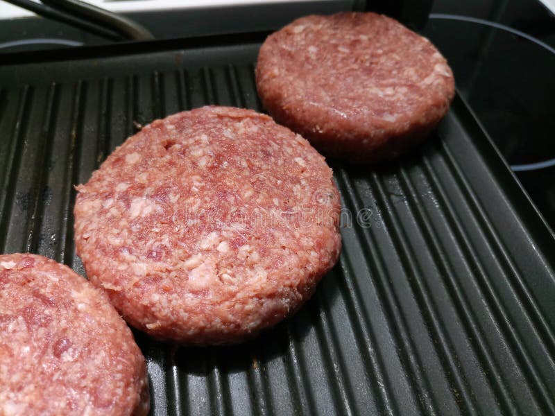 335 Pink Burgers Stock Photos Free & RoyaltyFree Stock Photos from Dreamstime