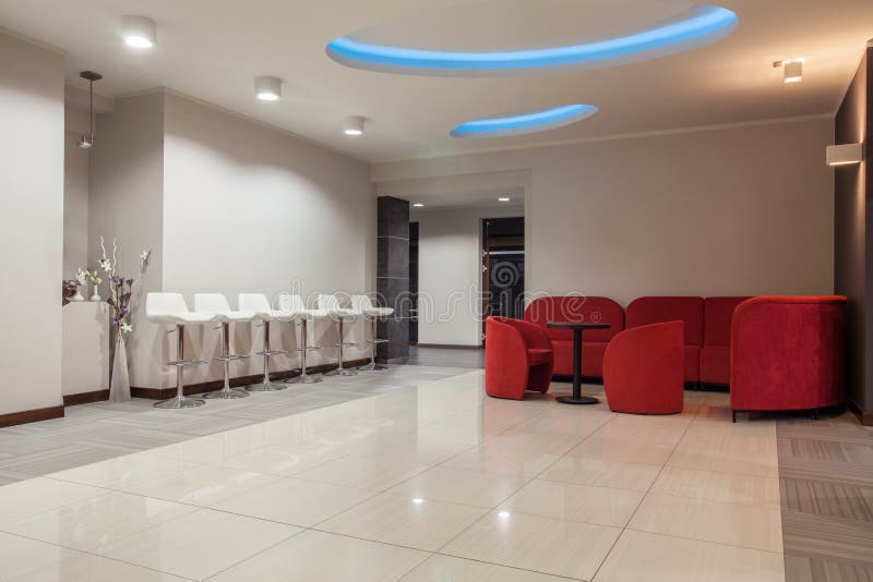 Hotel da floresta - sala de espera foto de stock Hotel da floresta - sala de espera foto de stock