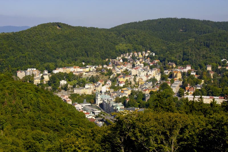 Zariadenie poskytujúce ubytovacie služby v kolísať na kopec.