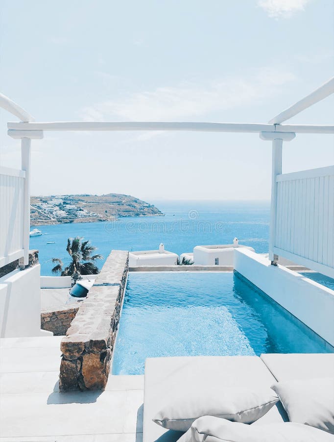 Grecia instalación que proporciona servicios de alojamiento objetivos o individual en Paraíso viajar a Playa mostrar azul esquiar piscina infinito.