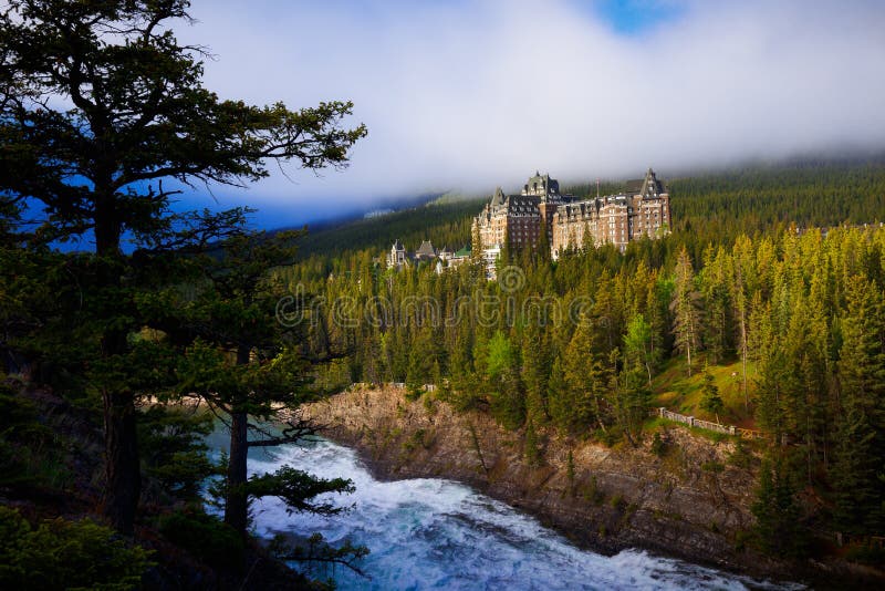 Hotel storico in Banff, Alberta, Canada