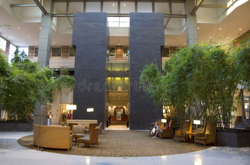 Hotelhal van Grote Hyatt Bellevue royalty-vrije stock foto's Hotelhal van Grote Hyatt Bellevue royalty-vrije stock foto's